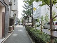 高島屋から至近の立地です