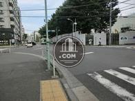 交差点付近です