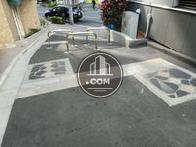 建物側面歩道