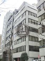 角地に望める建物です