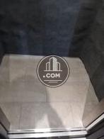 エレベーター内部