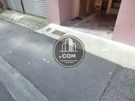 玄関前の床面仕様です