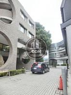 車と横付け可能な広さ