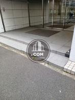 正面入口段差有り