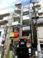陳ビルの外観写真