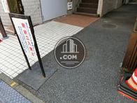 正面玄関