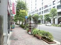 綺麗に舗装された歩道