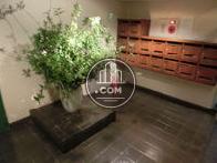 四季で変わるエントランスの生け花