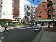 角地にあります