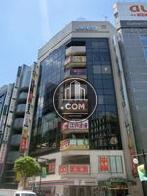 ガラス張りでお洒落です
