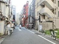 側面通り奥からの様子