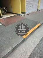 歩道と車道との間に段差があります