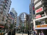 東池袋の繁華街の中心地です