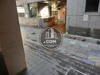 エントランス前風景