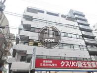 横幅の広い窓