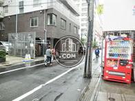 前面通りの様子