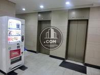 エレベーター横には嬉しい自販機があります