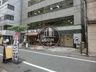 裏口側