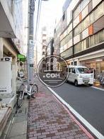 玄関前の見通しの良い公道