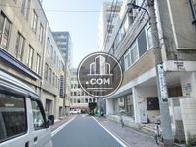 小伝馬町駅へ向かう公道です