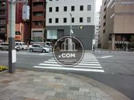 交通量の多い通りです