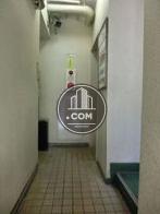 コンパクトなエントランスです