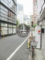 玄関前の歩道