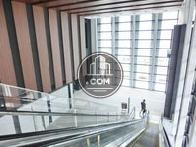 長いエスカレーター