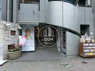 正面玄関の様子