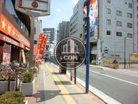 対面側にはコインパーキングがあります