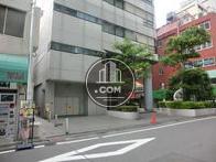 余裕のビル構えです