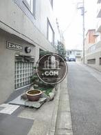 傾斜面沿い