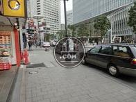 赤坂駅方面です