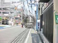公道幅の広い前面通り

