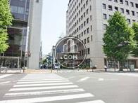 隣接する脇道