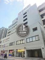 シンプルな外観の背面
