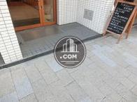 玄関前の床面仕様