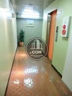 ゆとりのある乗り場前