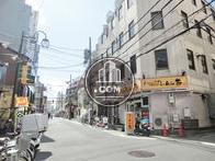 竹ノ塚駅方面へ連絡します