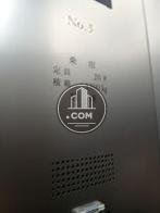 エレベーター20名乗り
