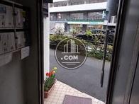 正面玄関