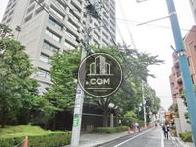 南側背面通り