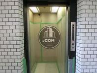 9名定員のエレベーターです