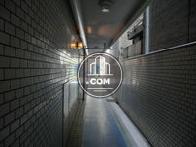 エントランスから見た外です