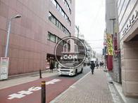 側道の雰囲気
