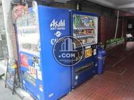 入口には自動販売機2台です