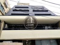 奥行きの感じられる空間です
