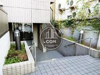 正面玄関