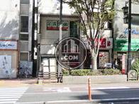 下層階にも店舗スペースがあります