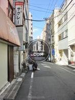 裏通りは静かです